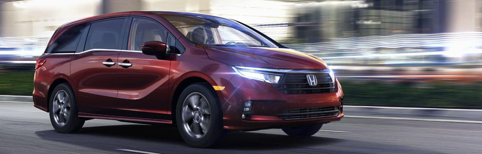 See the New Honda Odyssey Near Los Angeles, CA Features Review